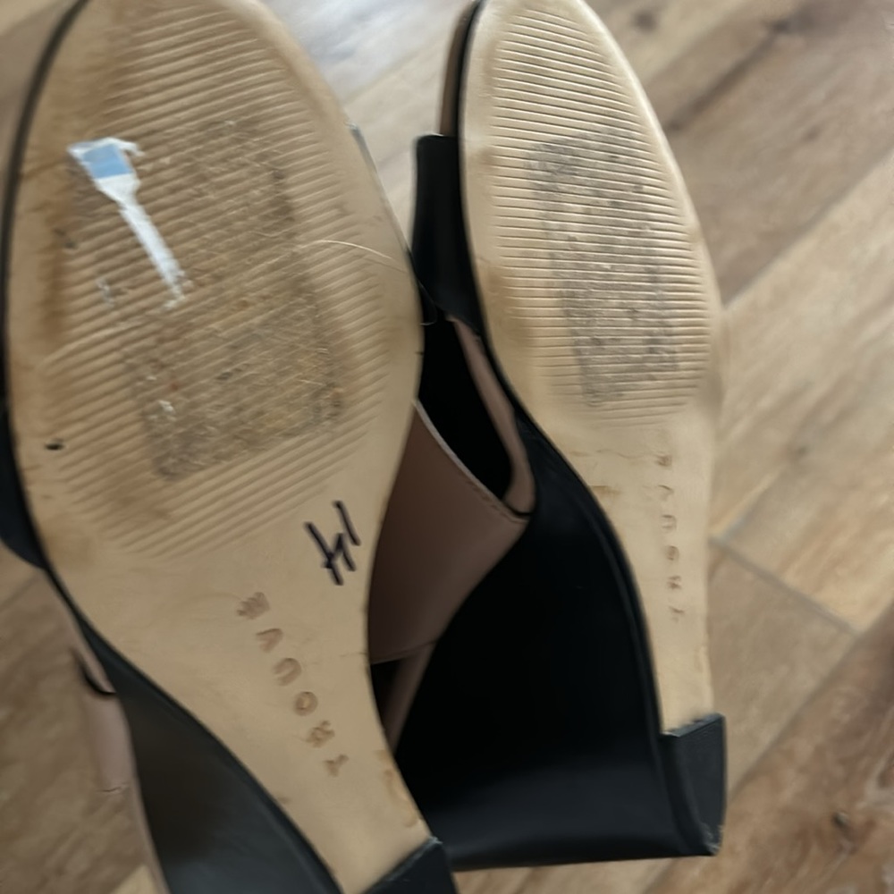 Brand new Trouve black & cream wedges - Picture 5 of 6